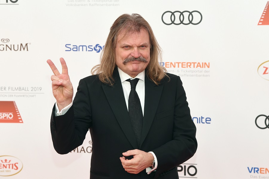 Leslie Mandoki trommelte etliche Stars für einen gemeinsamen Europa-Song zusammen. Leslie Mandoki trommelte etliche Stars für einen gemeinsamen Europa-Song zusammen.