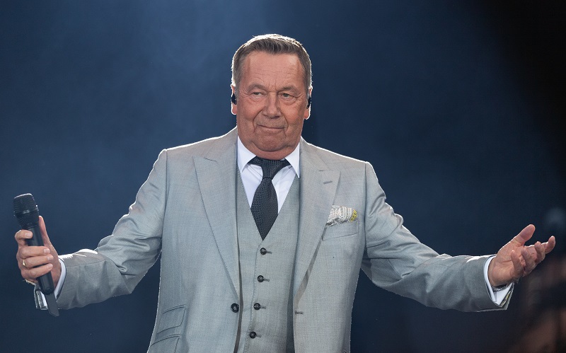 Roland Kaiser wird auch 2020 die Kaisermania in Dresden rocken. Roland Kaiser wird auch 2020 die Kaisermania in Dresden rocken.