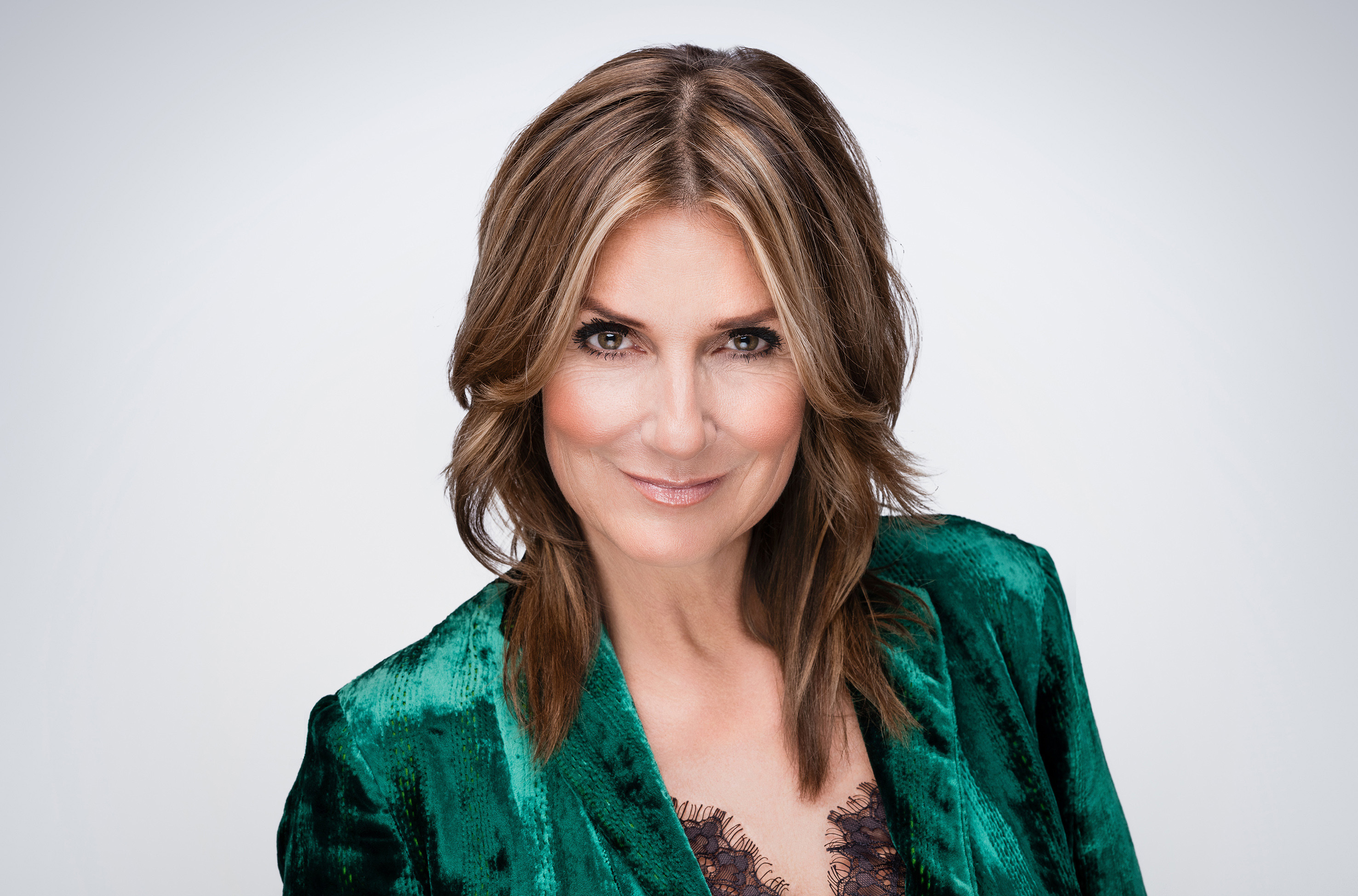 Kim Fisher moderiert den "großen MDR-Schlagersommer". Kim Fisher moderiert den "großen MDR-Schlagersommer".
