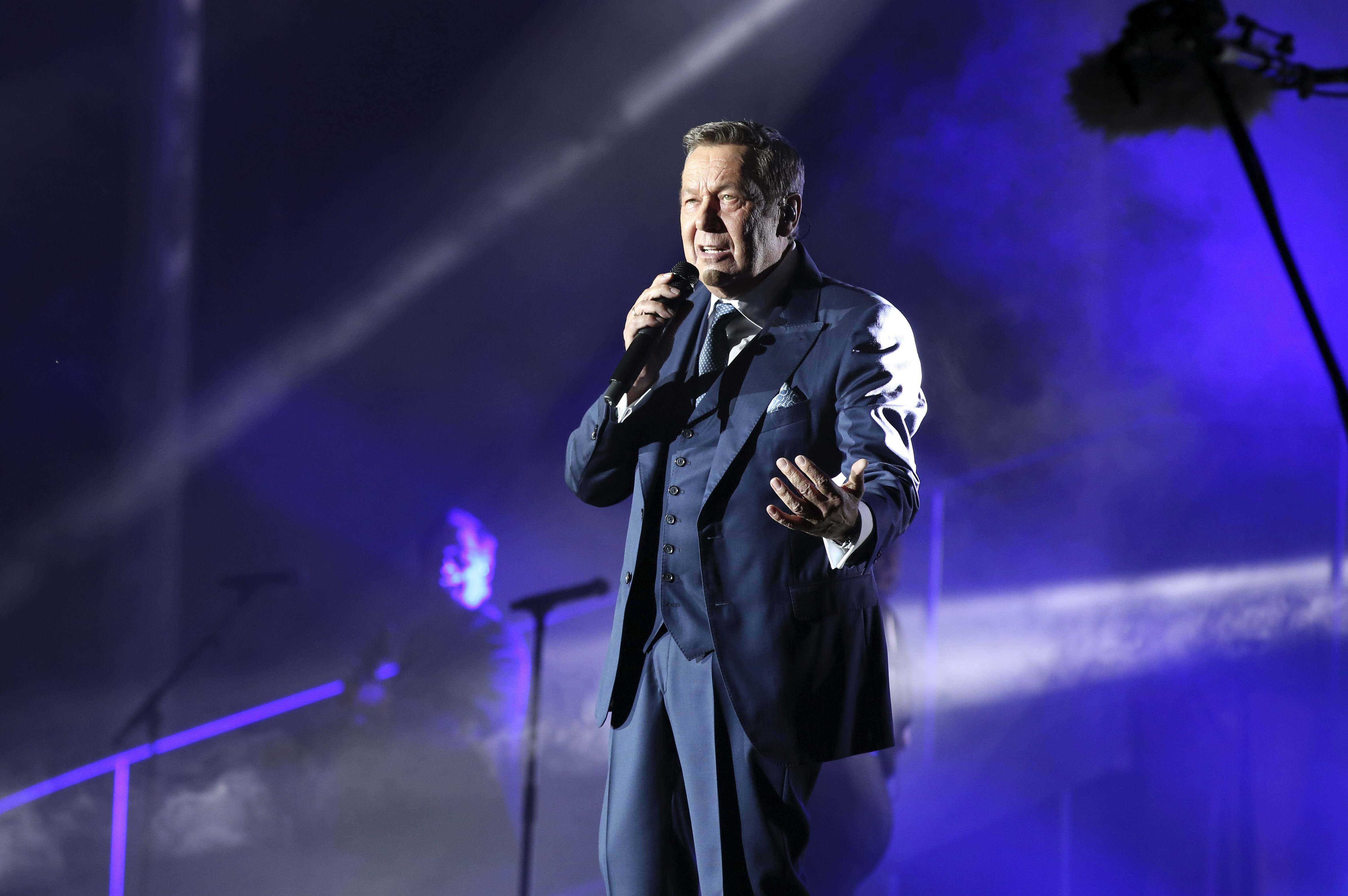 Roland Kaiser In Waldbuhne Berlin Vor Konzert Lasst Er Bombe Platzen