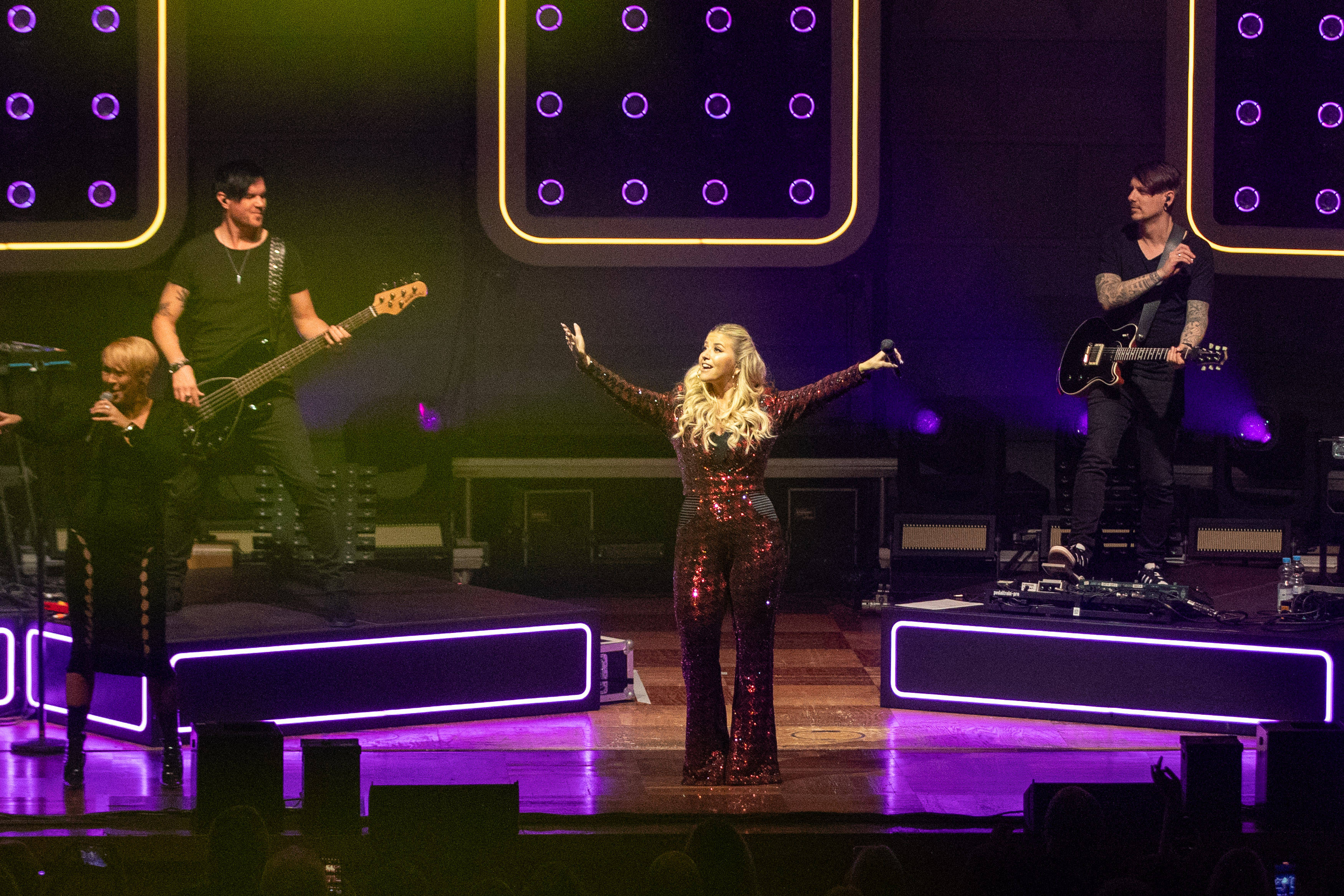 Beatrice Egli bei der Veranstaltung "Die Schlagernacht des Jahres", 2023