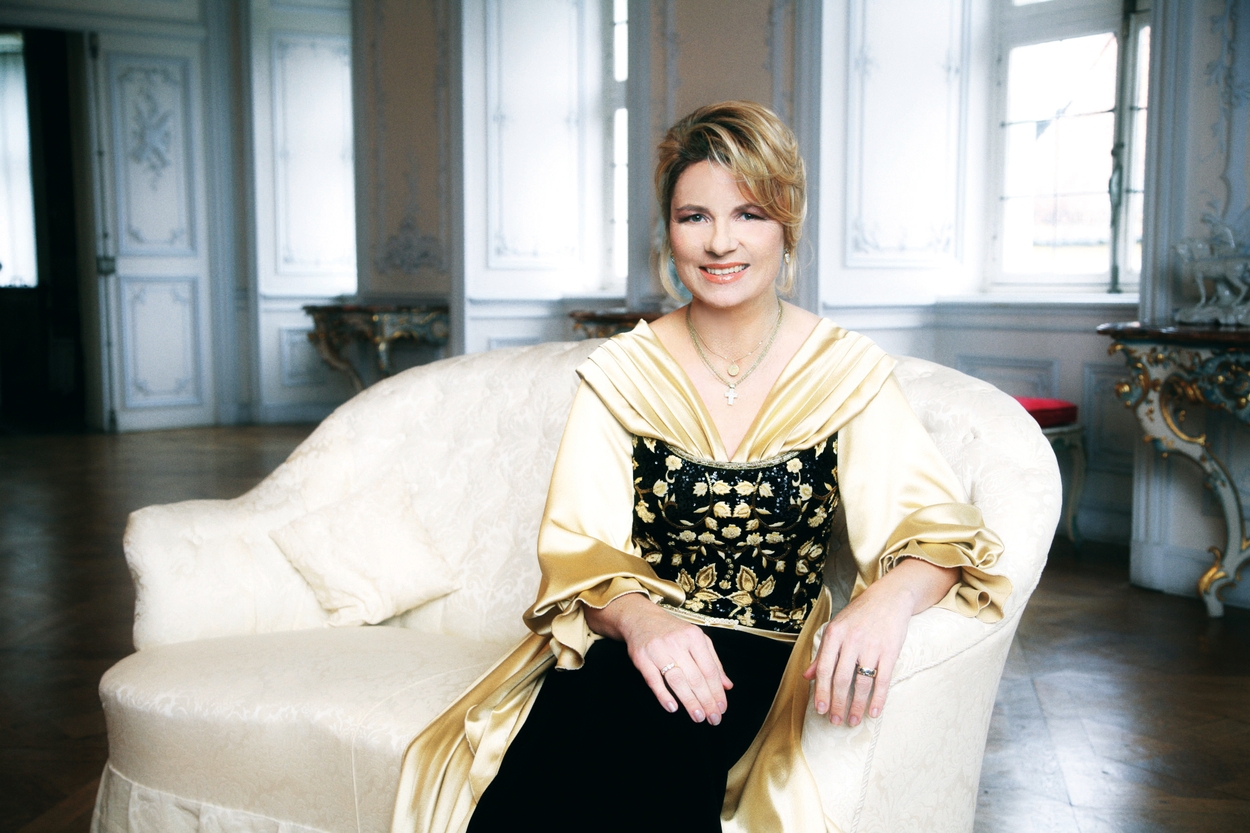 Angela Wiedl