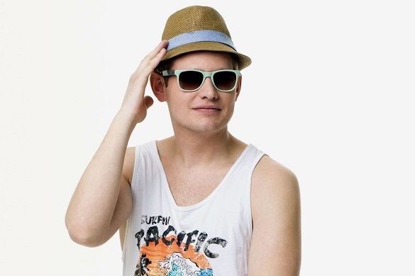 Ole ist fit für die Schlagerwelt! Auf Mallorca käme er sicher hervorragend an! Ole