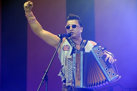 Die große Schlager Starparade bot Tausenden Zuschauern ein Feuerwerk an Musik. Andreas Gabalier Schlager Star Parade