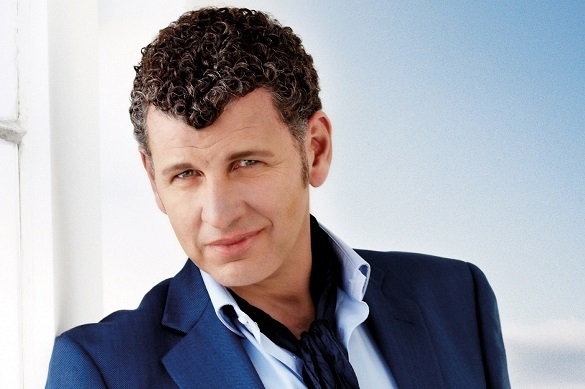 Semino Rossi: Der Schlagerstar ist Vater mit Leib und Seele. Seine beiden Töchter geben dem sympathischen Sänger viel Kraft. Semino Rossi