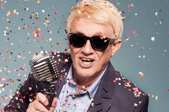 Heino kam sein ganzes Leben ohne auch nur ein einziges Buch zu lesen aus. Zum Glück macht ihm das Notenlesen aber Spaß. Sonst wären wir wohl um einige Hits ärmer. heino