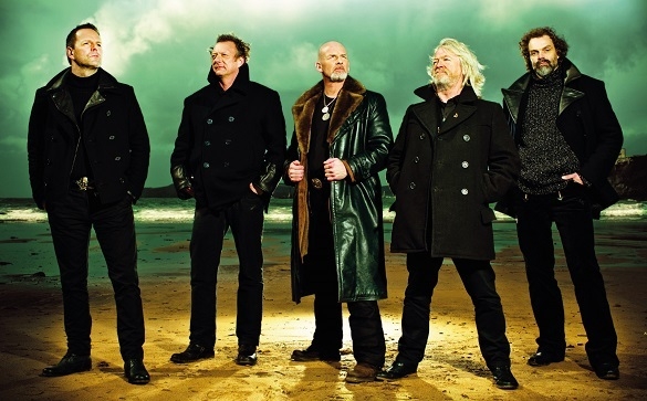 Eine "steife Brise" macht den Männern von Santiano live erst recht nichts aus. Sie lieben die raue See! Santiano Konzerte Live