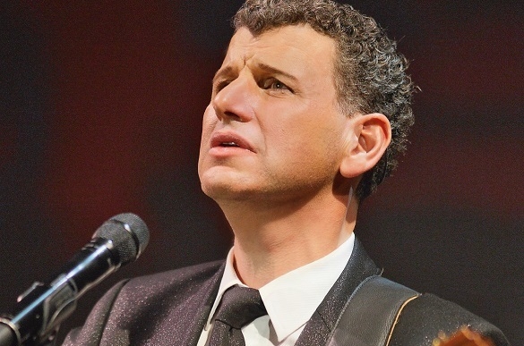 Semino Rossi geht es gut. Er ist weder krank noch im Krankenhaus oder gar verschollen! Semino Rossi Gitarre