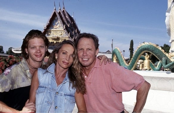 Eine schöne Familie, vereint bei Dreharbeiten. Peter Kraus Ingrid Sohn