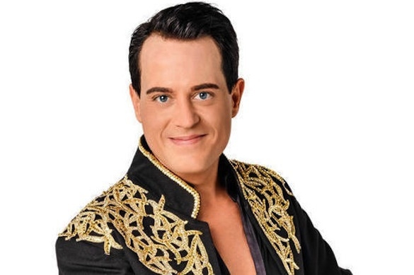 Gregor Glanz in seinem Kostüm bei den Dancing Stars. Gregor Glanz aktuell