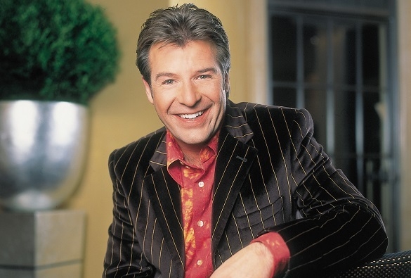 Patrick Lindner ist nach drei Jahren mit einem neuen Album zurück und schafft es mit der Singleauskopplung direkt auf Platz 1 der Schlager-Charts. Patrick Lindner Charts