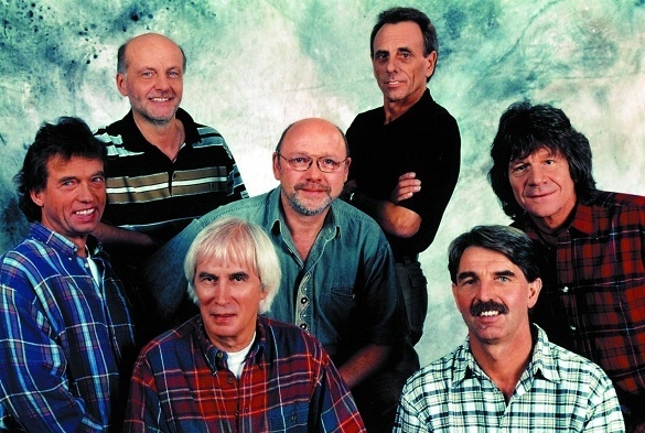 Die Bläck Fööss sind aktuell auf Frühjahrstour. Der Termin in Bergisch-Gladbach verschiebt sich um einen Tag. Doch Fans müssen sich keine Sorgen machen, die Karten behalten ihre Gültigkeit. Bläck Fööss Tour 2014