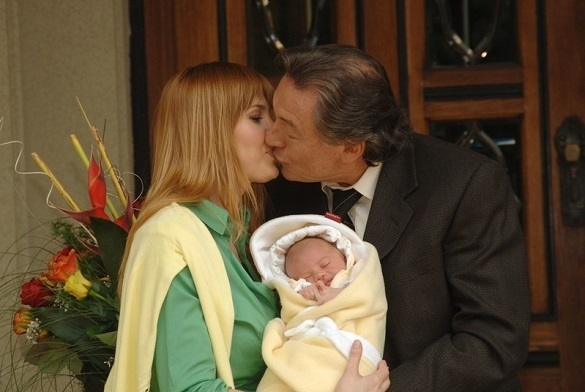 Die beiden sind mittlerweile Eltern von zwei kleinen Töchtern. Karel Gott Frau Ivana