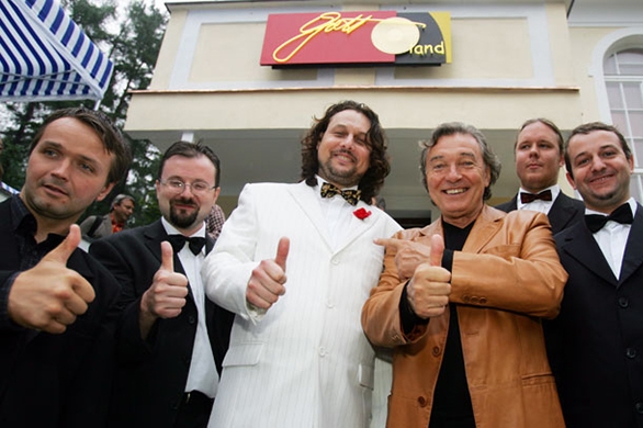 Karel Gott Double Band