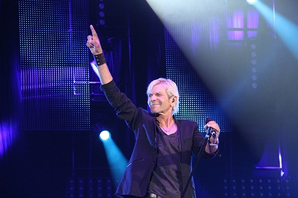 Matthias Reim bringt Euch das Gitarrespielen bei - online, schnell und kinderleicht. Matthias Reim