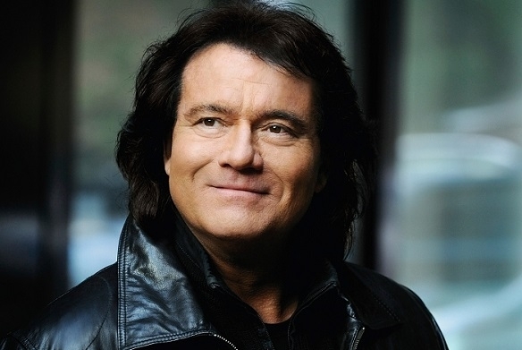 Demnächst 62 und von den Schlagerbühnen nicht wegzudenken: Der Schlagersänger Andreas Martin. Kaum einer kennt aber den Familienmenschen. Andreas Martins Familie