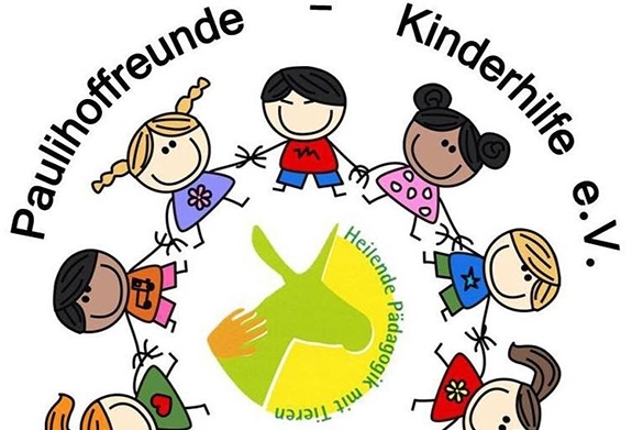 Mit der Kraft von Tieren versucht der Paulihof Kinder und Jugendliche positiv zu beeinflussen. Claudia Jung glaubt an dieses Konzept. Paulihoffreunde-Kinderhilfe Claudia Jung