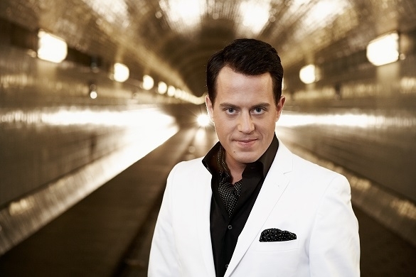 Eine gute Homepage besticht durch professionelles Auftreten, eine übersichtliche Navigation und Aktualität. Auf www.gregorglanz.de findet man daneben auch viele Videos und Fotos des Sängers. Gregor Glanz Internet