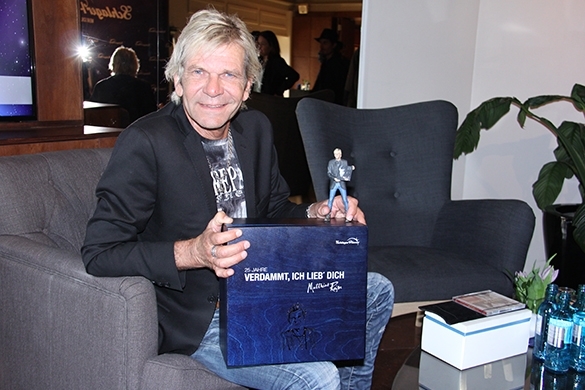 Egal ob Geburtstag, Muttertag oder Hochzeitstag - es gibt viele Gründe zum Schenken. SchlagerPlanet hat das passende Präsent. Matthias Reim SchlagerPlanet Jubiläumsbox