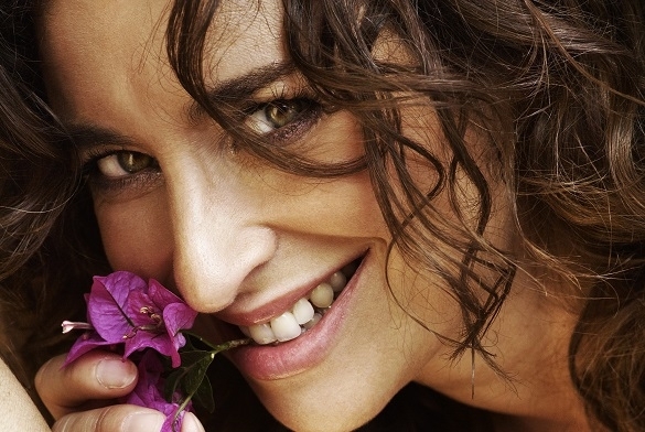 Isabel Varell ist der große Durchbruch nie gelungen, trotzdem hat die Sängerin einige Hits vorzuweisen. Isabel Varell Wiki Biografie Steckbrief