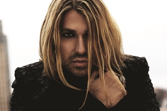 David Garrett lässt nicht nur mit seinem Geigen-Spiel viele Frauenherzen höher schlagen. David Garrett Freundin
