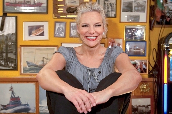 Bei Inas Nacht nimmt die Moderatorin und Sängerin Ina Müller nie ein Blatt vor den Mund und spricht genau das aus, was sie gerade denkt. Ina Müller freche Sprüche