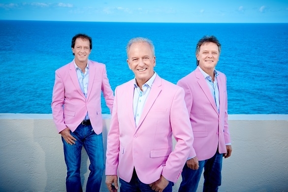 Mit ihrem aktuellen Album Sommersehnsucht konnten die Calimeros sich den ersten Platz in den Schlagercharts sichern. Calimeros Charts Sommersehnsucht