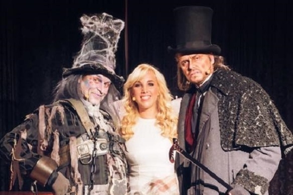 Annemarie Eilfeld gibt ihr Musicaldebüt: In Vom Geist der Weihnacht spielt sie den Engel. Annemarie Eilfeld Musical