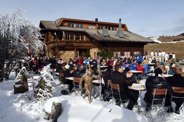 Das ZDF strahlt die Musikshow ZDF-Fernsehgarten on Tour – Advent in den Bergen heute um 10:20 Uhr aus. ZDF-Fernsehgarten Tour Advent