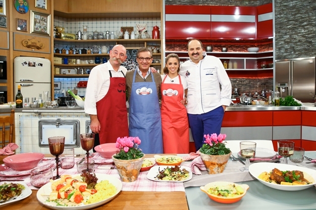 Dass Vanessa Mai eine gute Stimme hat, wissen wir. Doch wie schlägt sie sich als Köchin? „Lafer!Lichter!Lecker!"