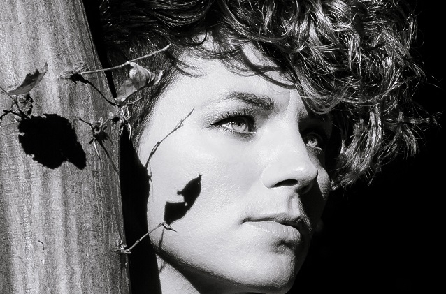 Esthi Kiel Interview Vorgestellt