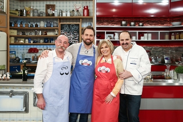 Ob das gut gehen kann? Lässt Mary Roos heute etwas anbrennen? Mary Ross Lafer Lichter Lecker