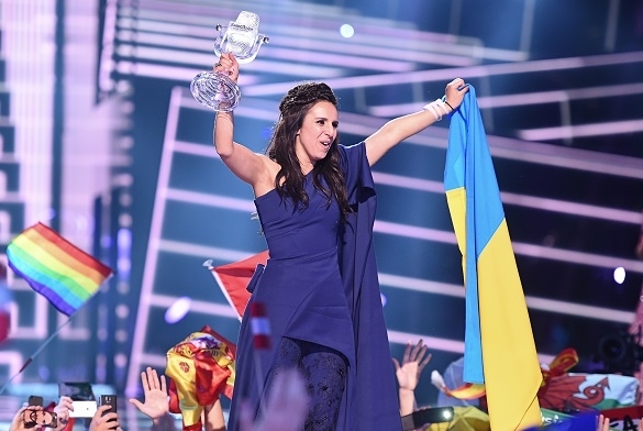 Der Gewinner des ESC 2016: Jamala holt den Sieg mit dem Song 1944. ESC 2016 Gewinner