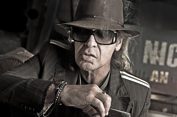 Momentan ist der Panikrocker erfolgreich mit seiner Tour unterwegs. Bei ihm Zuhause geschah währenddessen ein Diebstahl! Udo Lindenberg Gemälde Diebstahl