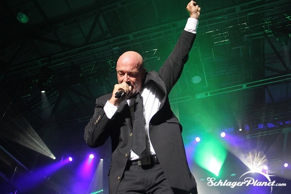 2014 verkündeten Unheilig ihr bevorstehendes Aus. Nun hatten sie ihr letztes Konzert in München. Unheilig Graf SchlagerPlanet
