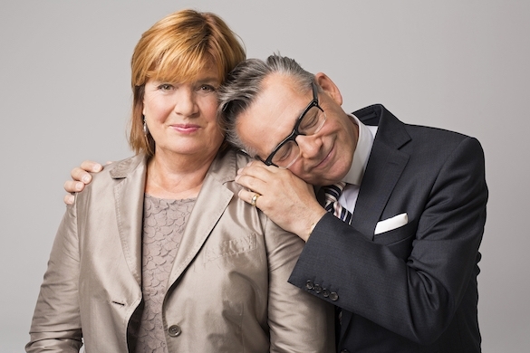 Mit der 700. Folge verabschieden sich Christine Westermann und Götz Alsmann und feiern ein rauschendes Abschiedsfest. Zimmer Frei Abschied