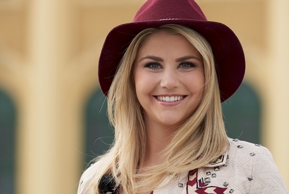 Beatrice Egli verbringt heute einen wunderschönen Herbsttag in Wien. ZDF Beatrice Egli
