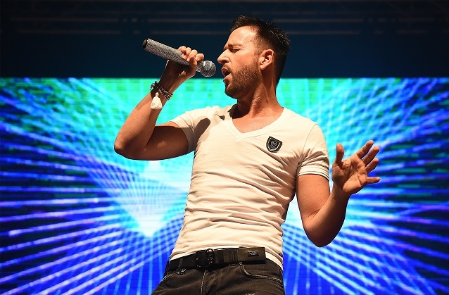 Michael Wendler meldet sich zurück aus den USA. Michael Wendler bei einem Live-Auftritt 2016.