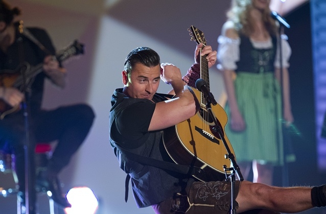 Andreas Gabalier tratt spontan in der WDR-Sendung „Das Quiz für den Westen“  auf.