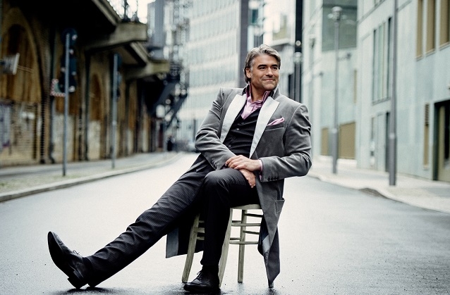 Björn Landberg präsentiert sein neues Album „Herztöne“.