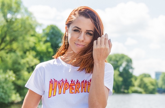 Unglaublich: In nur wenigen Jahren schaffte es Vanessa Mai nach ganz oben. Im Interview mit SchlagerPlanet erzählte Vanessa Mai von ihrem neuen Album und ihren weiteren Plänen.