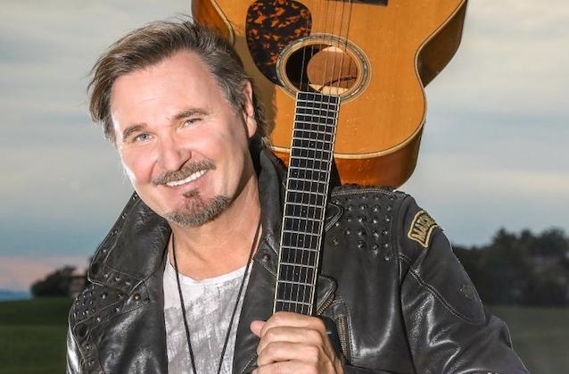 Nik P., der Mann für romantische Power-Schlager. Nik P., der Mann für romantische Power-Schlager.