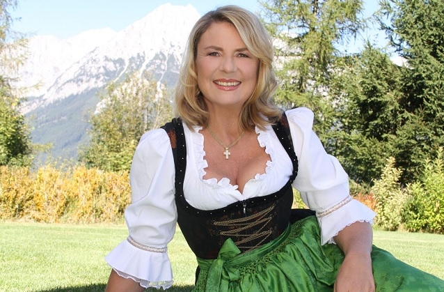 Ganze 40 Titel hat Angela Wiedl auf zwei CDs zusammengestellt. Angela Wiedl präesentiert uns ihr Best Of.