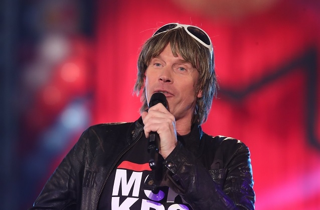 Der Gute-Laune-Sänger stimmte ein fröhliches „Oh wie ist das schön“ an. Mickie Krause sorgte auf der „Pinkelparty“ für Anna-Maria Zimmermanns Sohn für beste Laune.