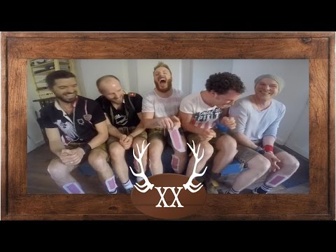 voXXclub wachsen sich die Beinhaare 