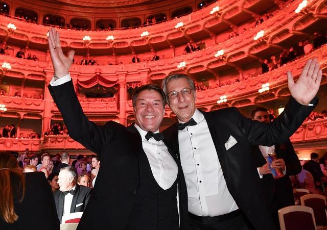 Den romantischen Antrag gab es am Strand in der Karibik. Patrick Lindner und sein Partner Peter Schäfer heiraten!