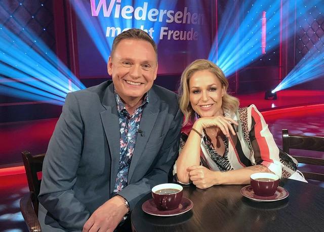 Michelle zu Gast bei „Wiedersehen macht Freude“ im MDR Fernsehen. „Wiedersehen macht Freude“ mit Moderator Axel Bulthaupt und Michelle.