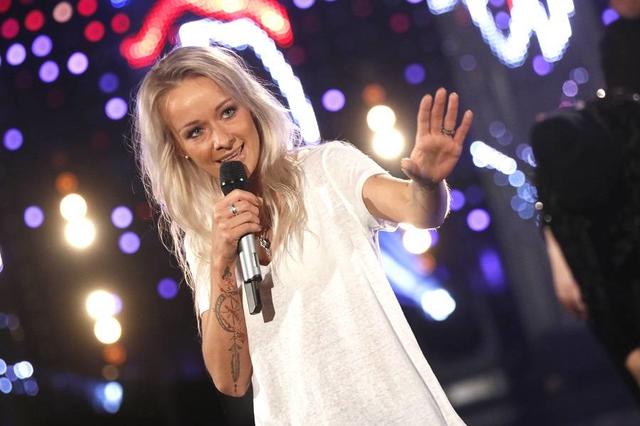Christin Stark präsentiert ihre neue Single "Herz zurück".