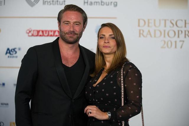 Sasha Schmitz und Julia Röntgen feierten ihren dritten Hochzeitstag. Sasha Schmitz und Julia Röntgen feierten ihren dritten Hochzeitstag.