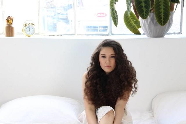Natasha Sass will mit ihrer Musik nun auch im deutschen Schlager durchstarten. Natasha Sass will mit ihrer Musik nun auch im deutschen Schlager durchstarten.